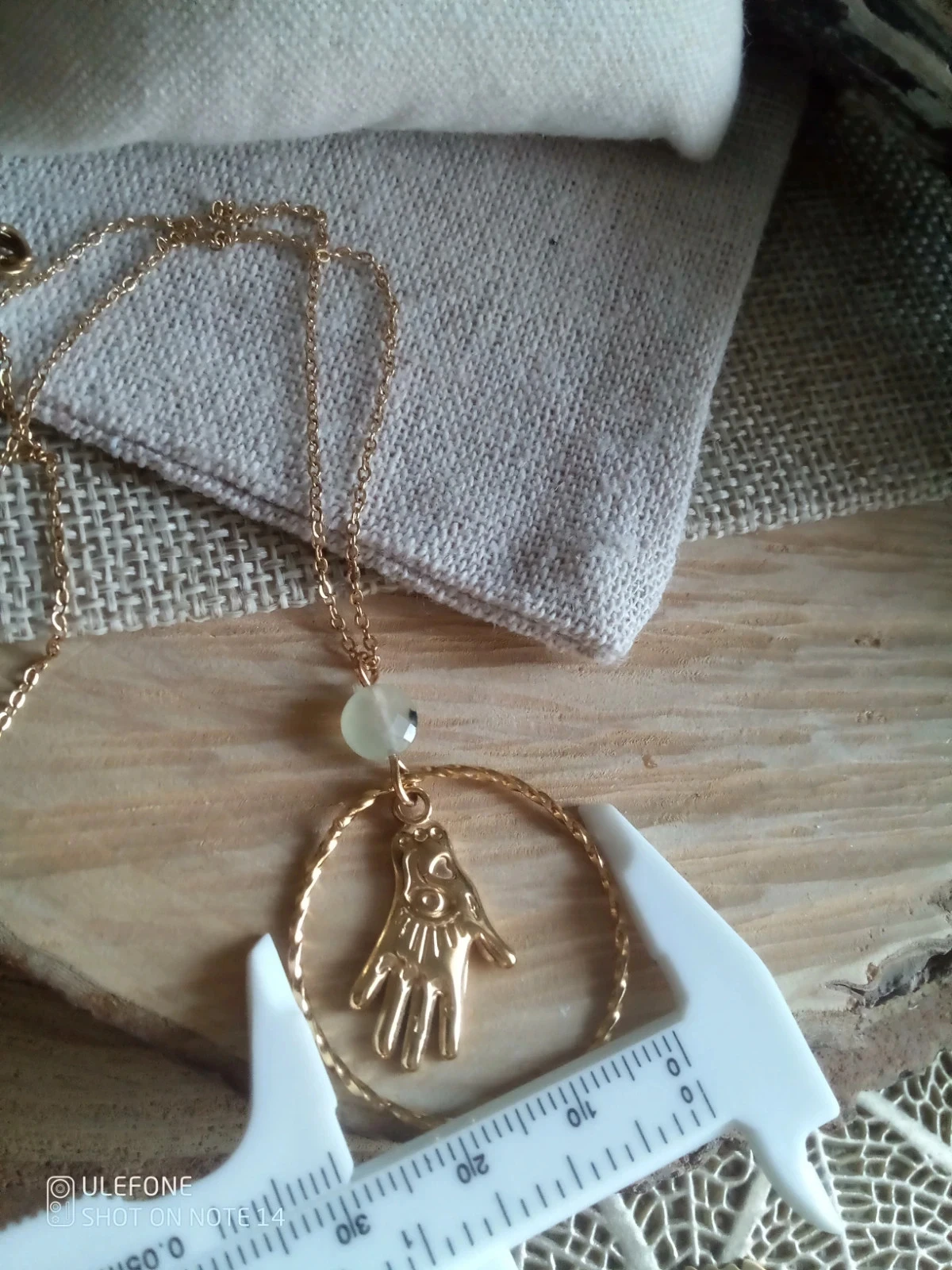 Collier pendentif main et pierre de jade phrénite – photo 2